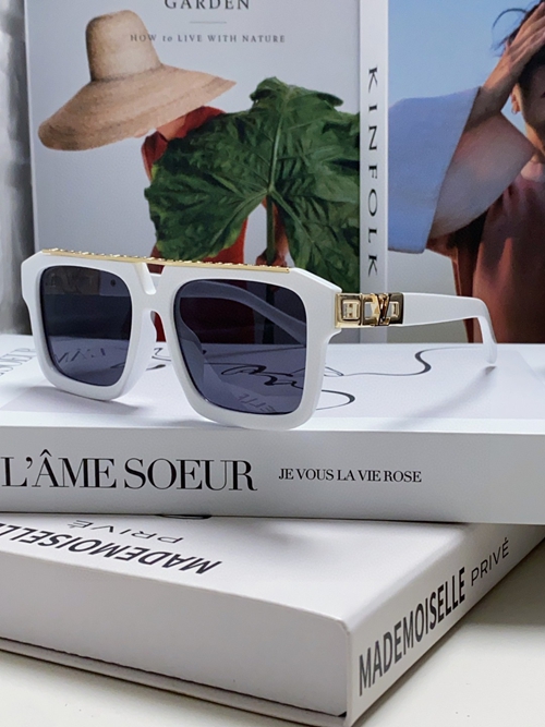 ルイヴィトンサングラス背面デザイン